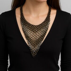 Necklace mesh Elegant Silver and Black Chain Necklace